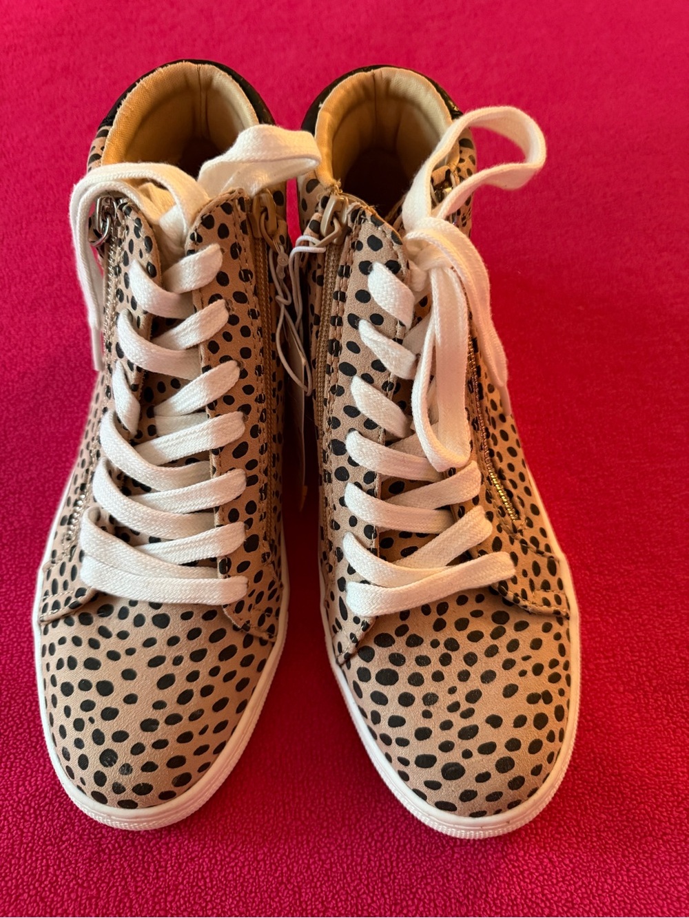 Universal Thread Women’s Leopard Print High Top Sneakers